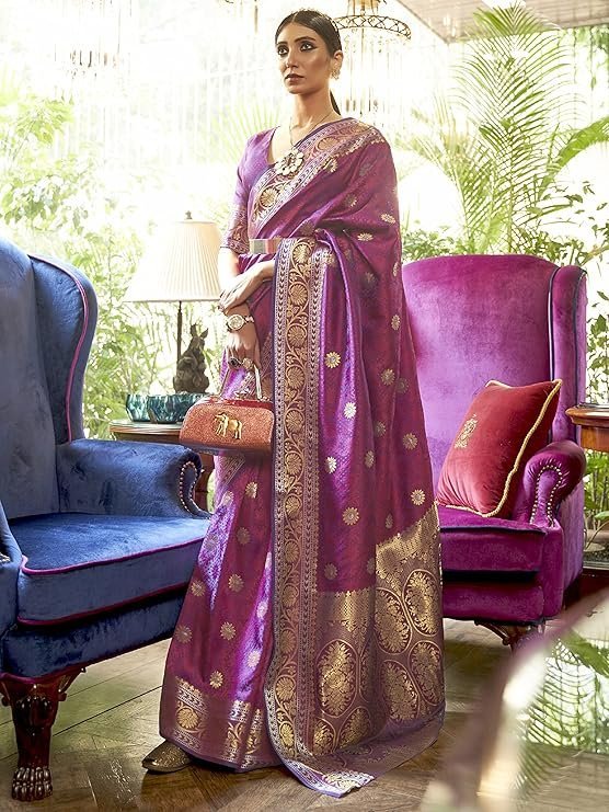 AKHILAM Women's Silk Blend Bandhani Print Kanjivaram Saree Saree With Unstitched Blouse Piece Magenta